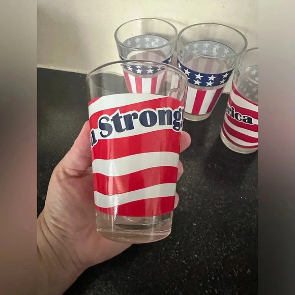 Libbey America Strong Glasses set of 4 - Picture 3 of 5